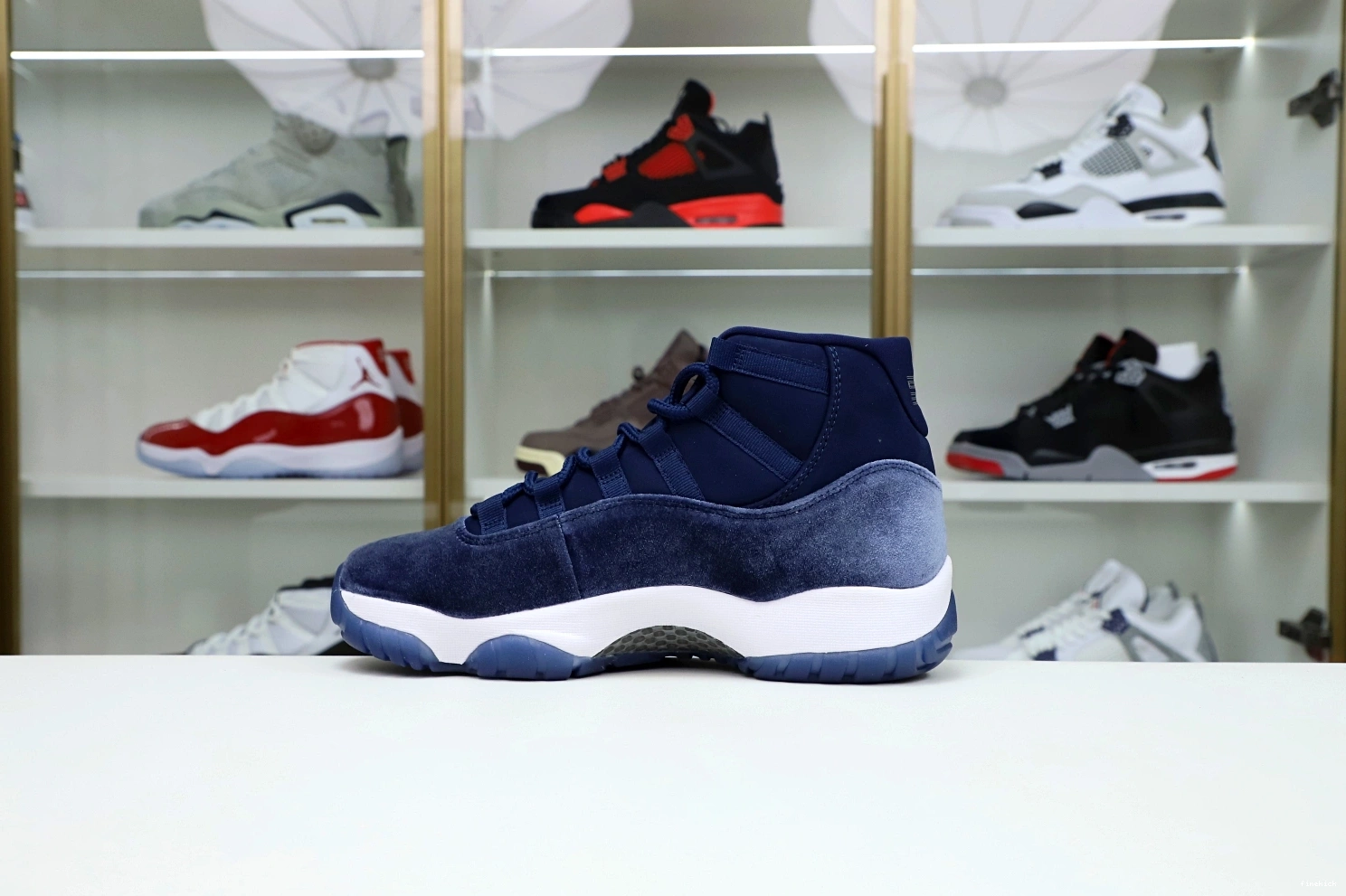 NAVY AIR MIDNIGHT 11 RETRO JORDAN 1022